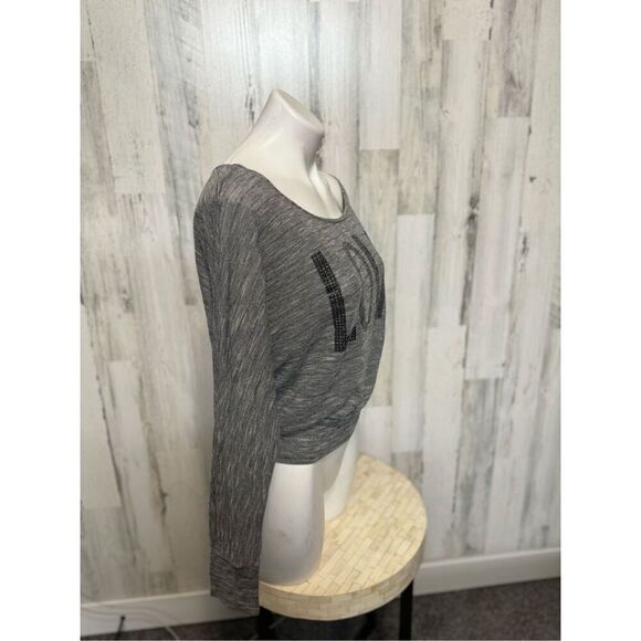 Gray blouse - Picture 3 of 6